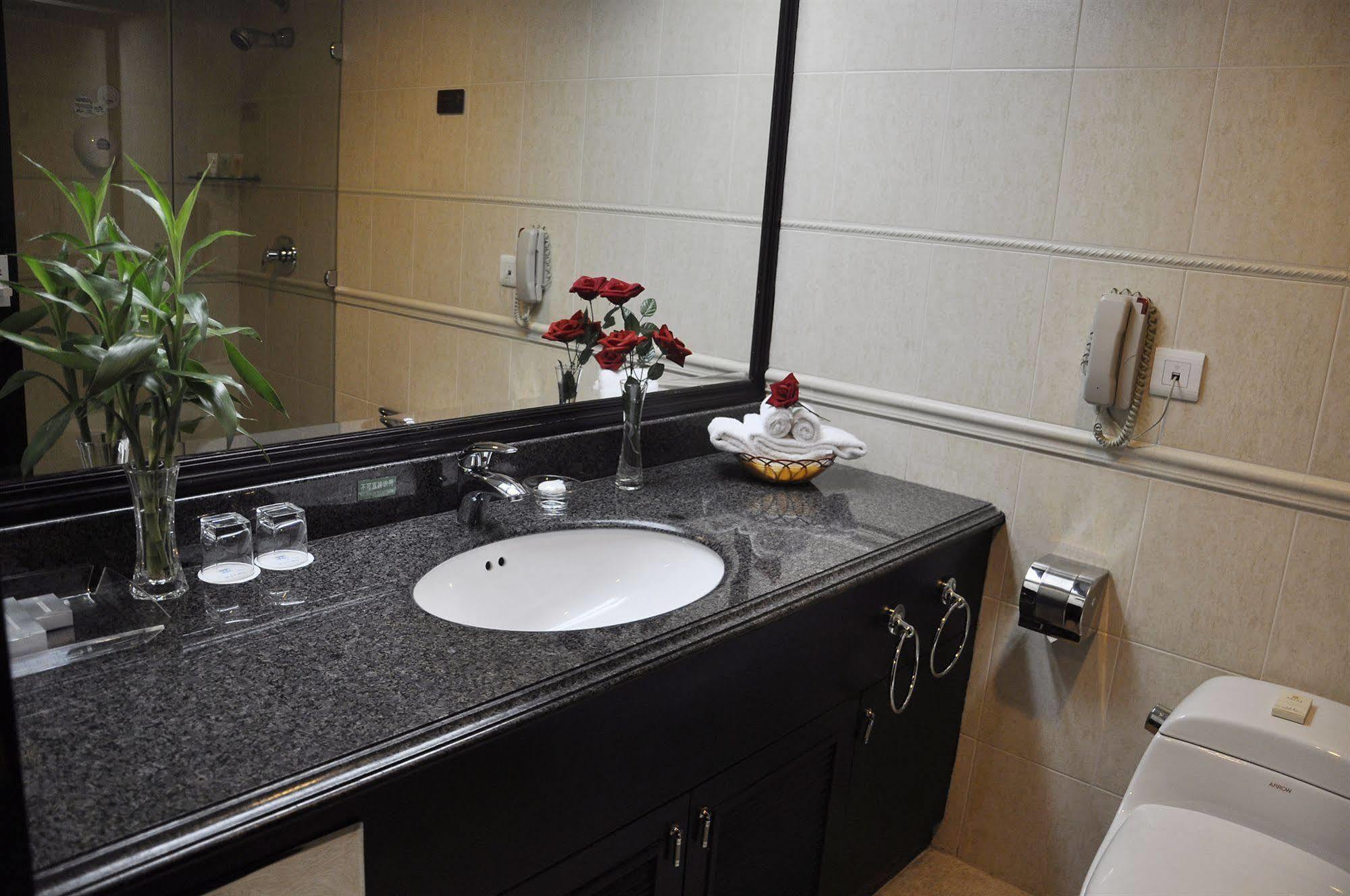 Yutong Hotel Cantão Quarto foto